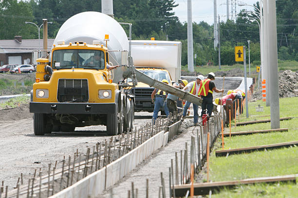 Best Commercial Concrete Contractor  in Bridgeton, MO